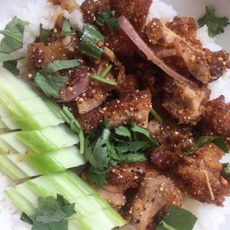 ข้าวยำไก่แซ่บเวอร์!