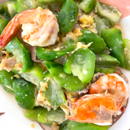 ผัดบวบกุ้งใส่ไข่ (กับข้าว)