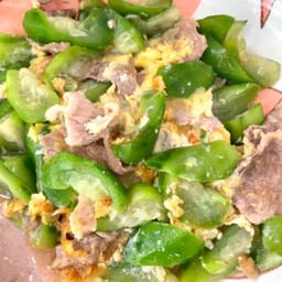 ผัดบวบหมูใส่ไข่ (กับข้าว)