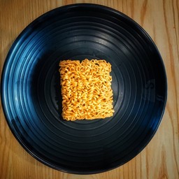 เส้นมาม่า Mama Instant Noodles