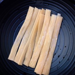 เส้นมันเทศหนึบ