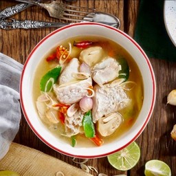 ต้มยำเนื้อปลากระพง