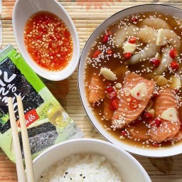 แซลมอนดองซีอิ๊ว กุ้งดองซีอิ๊ว และซาชิมิ สาขารามอินทรา