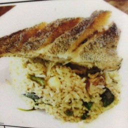 ข้าวผัดเขียวหวานปลาสลิดด