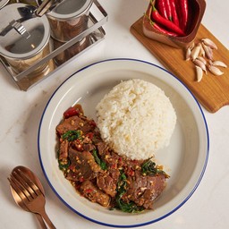 ข้าวกระเพราเนื้อตุ๋น