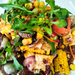 ข้าวโพดหอยแคลงปลาร้า