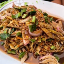 ตำหลงครก แซ่บ&อาหารตามสั่ง