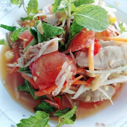ส้มตำหมูตกครก