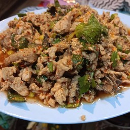 ลาบเนื้อ (สุก)