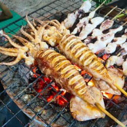 หมึกย่างเตาถ่าน