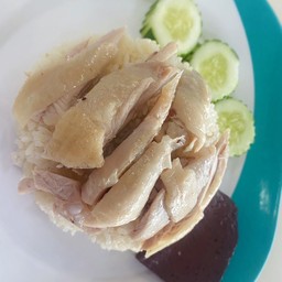 ข้าวมันไก่ต้ม
