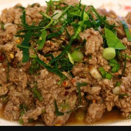 ลาบเนื้อสุก หรือ ก้อยคั่ว