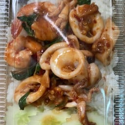 เตี๋ยวอร่อยไก่ตุ๋น-หมูตุ๋น