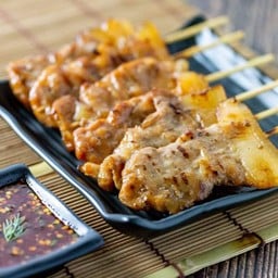 ชุดหมูปิ้งโบราณไม้เล็ก ( ติดมัน)5 ไม้