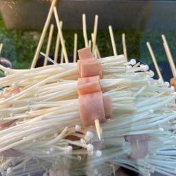 เห็ดเข็มแฮมไก่
