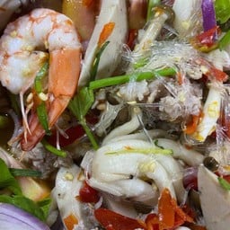 ยำรวมวุ้นเส้น
