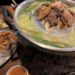 บ้านข้าวสวยหมูกระทะ