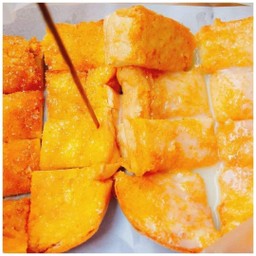 ขนมปังปิ้ง หน้าวัดหนองเกตุน้อย