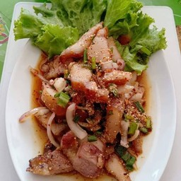 น้ำตกหมู