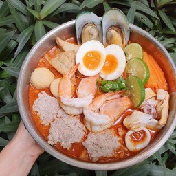 มาม่าหม้อไฟโคตรเว่อร์