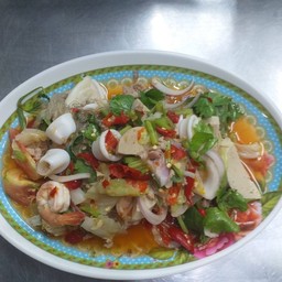 ยำรวมมิตร(ไม่ไส่วุ้นเส้น)