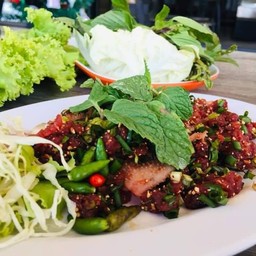 ก้อยเนื้อดิบ