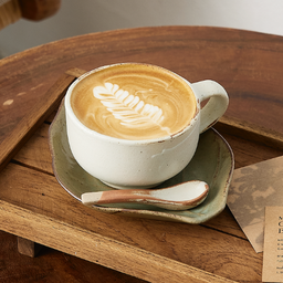 Hot Latte : Signature Blend