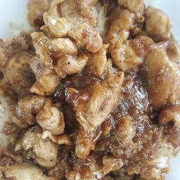 ครัวน้องพิมพ์ข้าวแกง 30 ข้าวเหนียวหมูปิ้งโบราณ