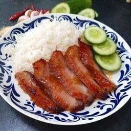 เซ็ตคู่ ข้าวรวมหมูอบและคอหมูย่าง + ข้าวไก่อบและคอหมูย่าง