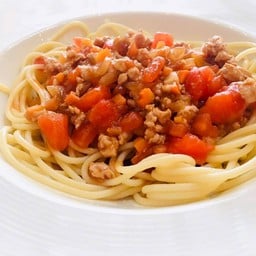 สปาเก็ตตี้ ซอสมะเขือเทศ