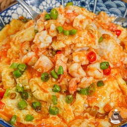 ข้าวไข่เจียวกุ้งสับพริกสด