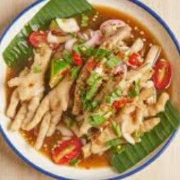 ตำปลาร้าตีนไก่หมูยอ