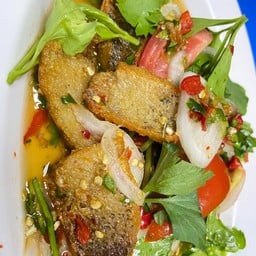 พงษ์เพชรหัวปลาหม้อไฟ