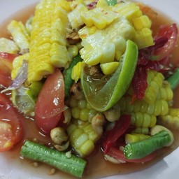 ยำข้าวโพด