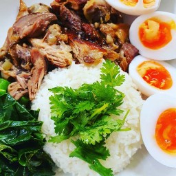 ขาหมูฮ่องเต้เฮียแมน@สารภี