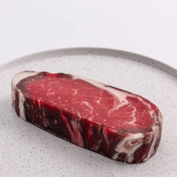 G7. Argen Striploin Steak