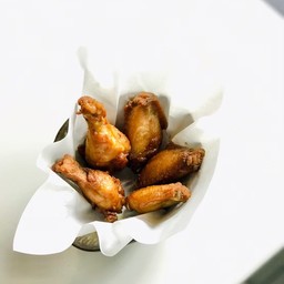 CHICKEN WING