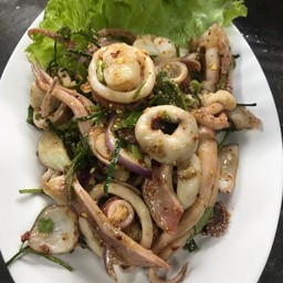 ลาบปลาหมึก