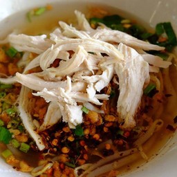 ต้มยำไก่ฉีกพิเศษ(3**)(SP)