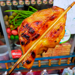 น่องติดสะโพกไก่ย่าง