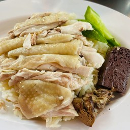 ราชาบะหมี่เกี๊ยว-ข้่าวมันไก่ หทัยราษฎ์ถนนไทยรามัญ