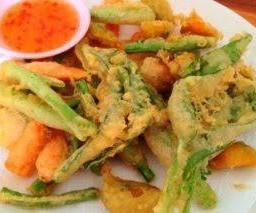 ผักชุบแป้งทอด
