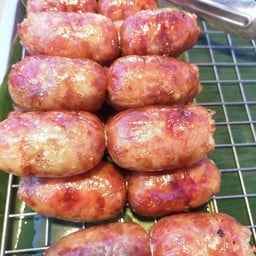 ไส้กรอกอีสาน เนื้อ&หมู แท้ ตลาด กม12  นิคม