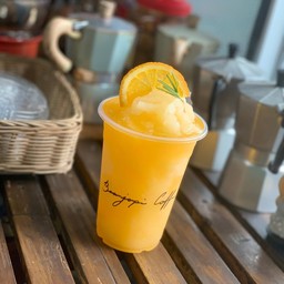 น้ำส้มปั่น