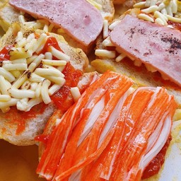 ปังแผ่นปูอัดน้ำพริกเผา