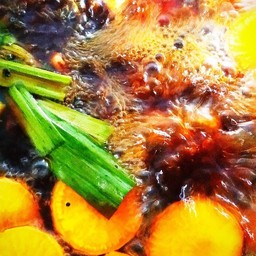 ข้าวหน้าเป็ด เนื้อตุ๋น