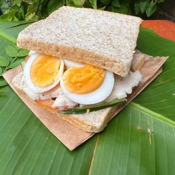 YaiMhaiz Homemade Sandwich เจ้าฟ้าธานี