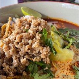 มาม่าข้าวซอยหมูสับธรรมดา