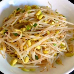 ถั่วงอกน้ำมันงา