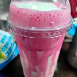 แดงนมหมีเย็น